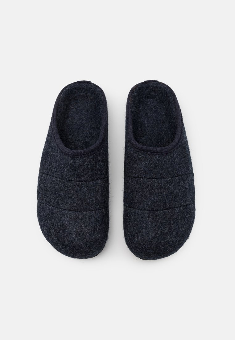 Chaussons Bleu Marine Fermés - Pantoufles Femme Douillettes, Thème Marin