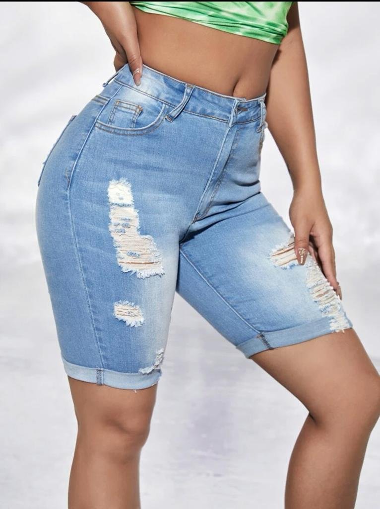 Short en jean déchiré